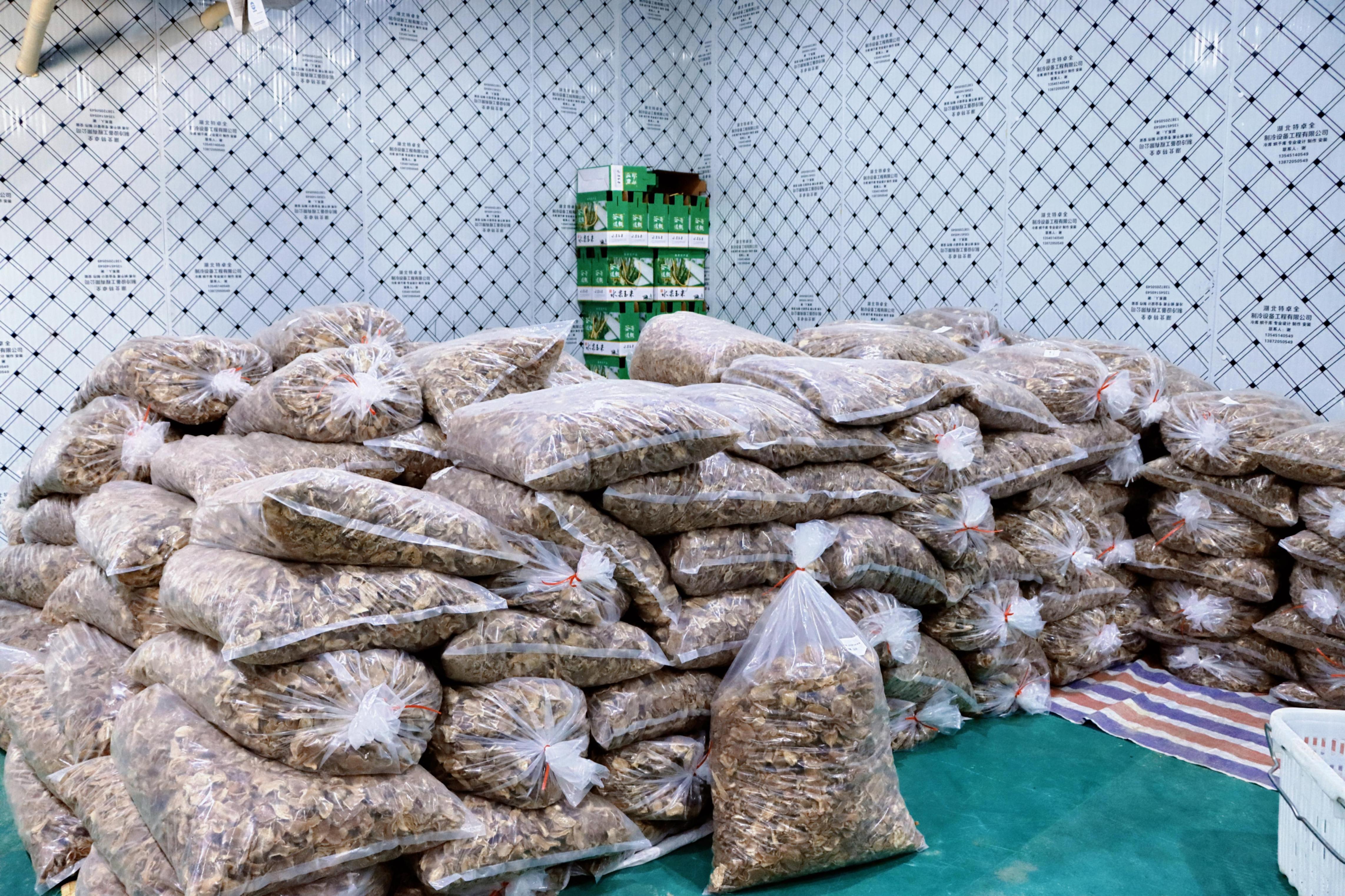 農戶家中存儲的農產品。受訪方供圖