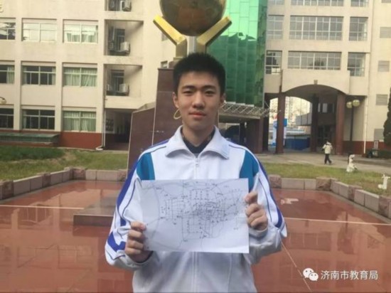 15歲高中生7分鐘手繪交通規(guī)劃圖 希望改變濟(jì)南擁堵現(xiàn)狀 15歲高中生7分鐘手繪交通規(guī)劃圖 希望改變濟(jì)南擁堵現(xiàn)狀